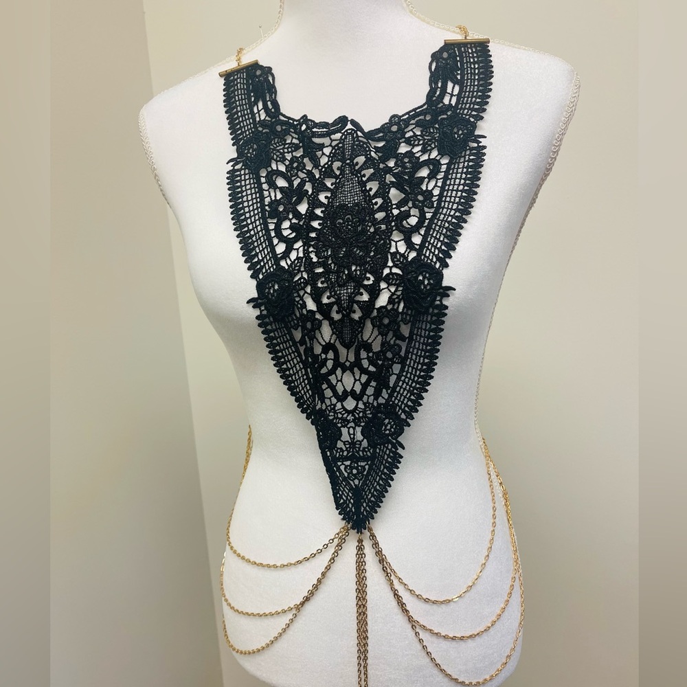 Lace Collar